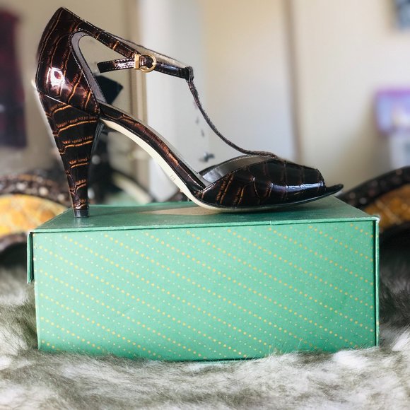 Joan & David Vintage Crocodile Heels size 7.5 EUC! - Picture 9 of 15